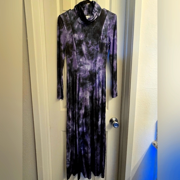 & Other Stories - Purple Long Sleeve Mock Neck Bodycon Dress - Picture 2 of 5
